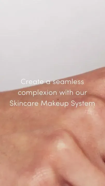 https://cdn.salonspotlight.com/photos/esfmvsOdwTra5ePPVEez/a4552463-7029-491a-b6cc-391406a833a9_720x720