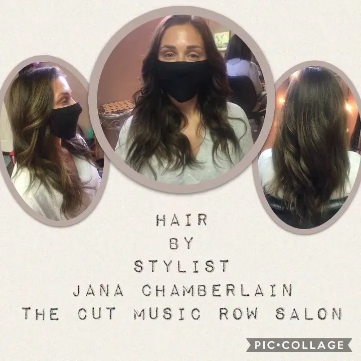 https://cdn.salonspotlight.com/photos/ewg20PdzdNpCF5jEnpVW/a8762f5f-bfda-492a-b0cf-6e917b562317_720x720