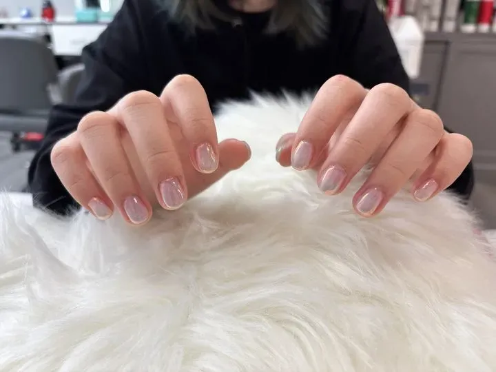 https://cdn.salonspotlight.com/photos/ewhphaVFVj8AJUhjLLdZ/5008ee3f-6fd8-4f07-87cb-0dd406d2aedb_720x720