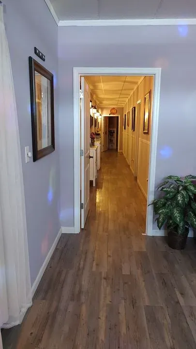 https://cdn.salonspotlight.com/photos/eyhrDJnWC6GG5SQ7jx99/45dc2b03-bc74-4bc6-b7ce-fd2b0adc0490_720x720