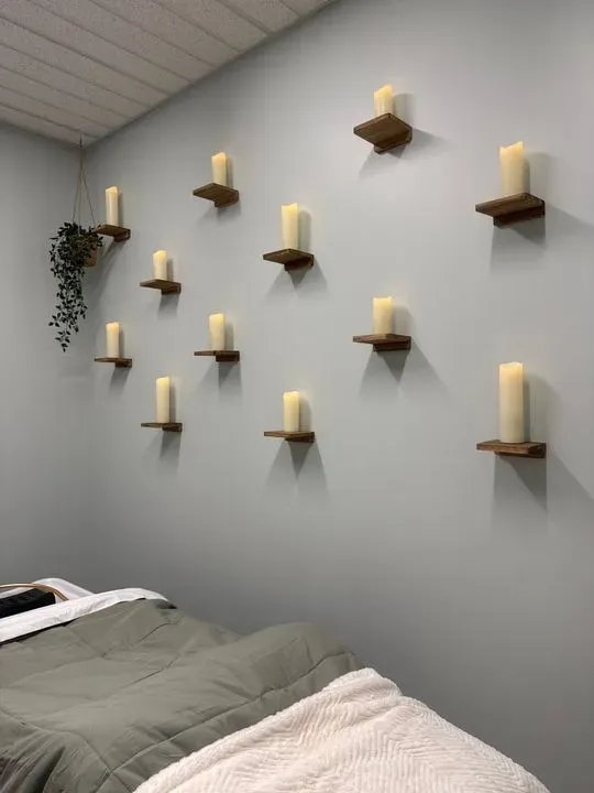 https://cdn.salonspotlight.com/photos/f4bFEuSBOfdlDoevioyV/80ba6812-c35a-433d-b66e-4e9e63fce6b1_720x720