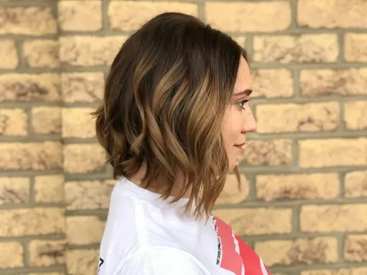 https://cdn.salonspotlight.com/photos/fANexmWfdQHhSiVH4CTE/679a8e4d-ba9d-48d3-9253-ae17ddc2cf45_720x720