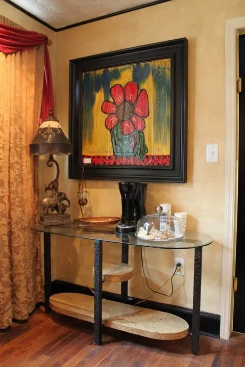 https://cdn.salonspotlight.com/photos/fGAskIIxnXvyKSUrnkE8/a26345f1-7d4f-4677-9fd3-61d43992c878_720x720