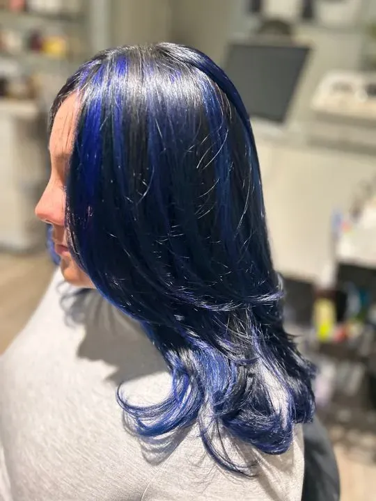 https://cdn.salonspotlight.com/photos/fJZQq9V4rh0hKsSjGPLE/e8e12324-629b-4f06-9509-8ba9d4c79f0f_720x720