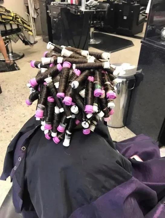 https://cdn.salonspotlight.com/photos/fMLachaDKsze3aXWfmPY/f99a64cd-a07e-4881-84cc-7578a7a880c1_720x720