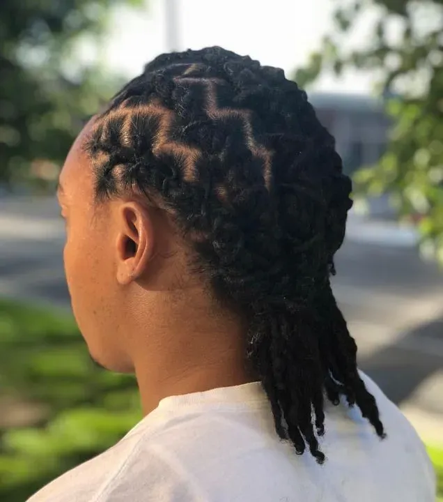 https://cdn.salonspotlight.com/photos/fNDfWeXajJWPDtY7o3z5/59512315-ff3a-49ab-a42d-9c0b8d85b799_720x720