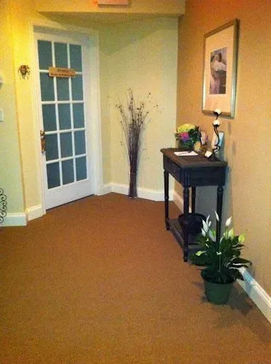 https://cdn.salonspotlight.com/photos/fRIas53ipXlxrrEnSWLH/6bd08a6d-9dc2-4a4b-86a8-1e4451d20707_720x720