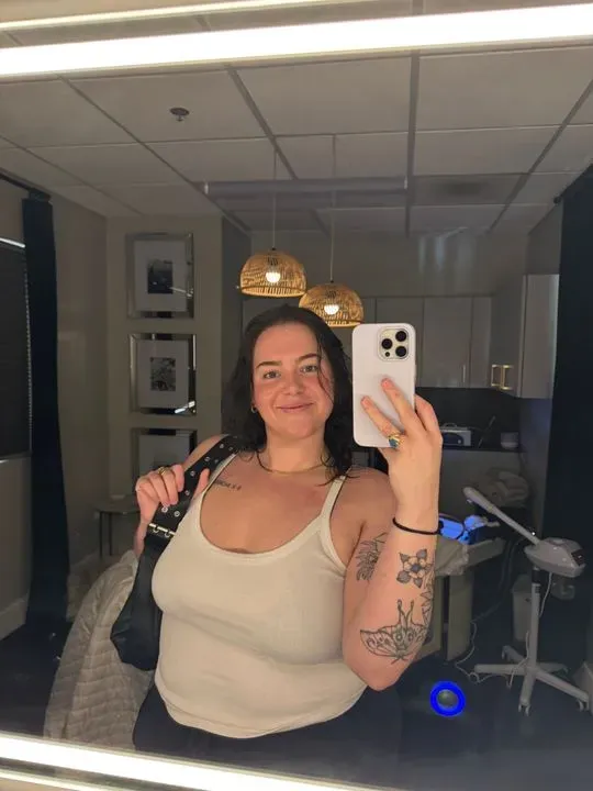 https://cdn.salonspotlight.com/photos/fYEf8Gn6dTnOZ1yEZALg/1b7a909c-1657-4ce7-92b0-7265a2659041_720x720