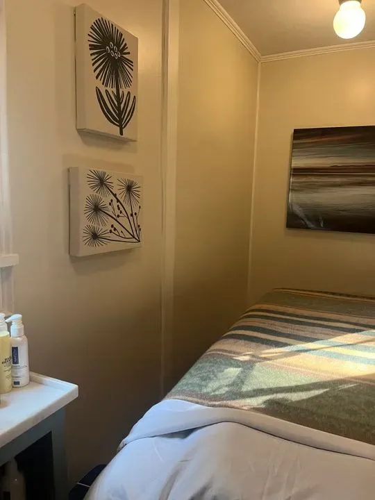 https://cdn.salonspotlight.com/photos/fcoZfMqGsXjW86Pf6UCz/7d7cbe1c-9c67-4f3a-83d6-b436211c1c7b_720x720