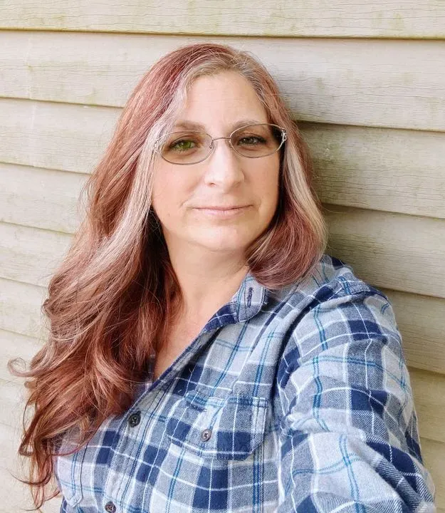 https://cdn.salonspotlight.com/photos/fx7AIvkDzF0ZwlxUTPjM/5daf17dd-b437-4a00-bdce-eb8c9469a831_720x720
