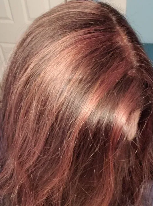 https://cdn.salonspotlight.com/photos/fx7AIvkDzF0ZwlxUTPjM/bdf90d35-79ed-4e80-85b6-de06e4b20aa1_720x720