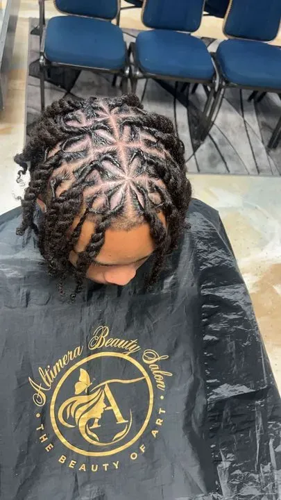https://cdn.salonspotlight.com/photos/fzmzErNJM4PmM3c0LwfS/754006d9-3546-4e7f-98e8-e5203f4afefb_720x720