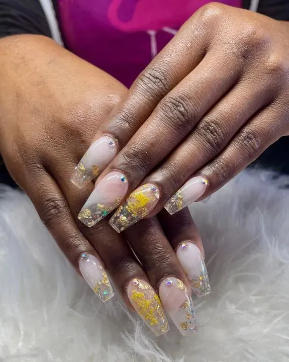 https://cdn.salonspotlight.com/photos/g14F9vkcxrmiheCIhHfS/a9dbedf4-1203-4c14-af38-0a52d403998c_720x720