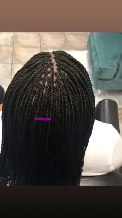 https://cdn.salonspotlight.com/photos/gEJz7EwXgwlXMnu6BmO8/622d081e-f996-4d50-b205-18cf4933be4a_720x720