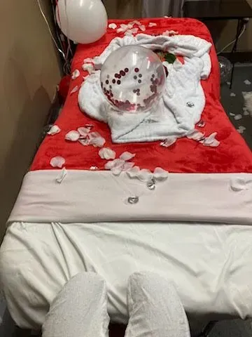 https://cdn.salonspotlight.com/photos/gJPfMOoLl00oYH93RqEB/fbe46263-c1bc-40f8-946c-64c93787f04f_720x720