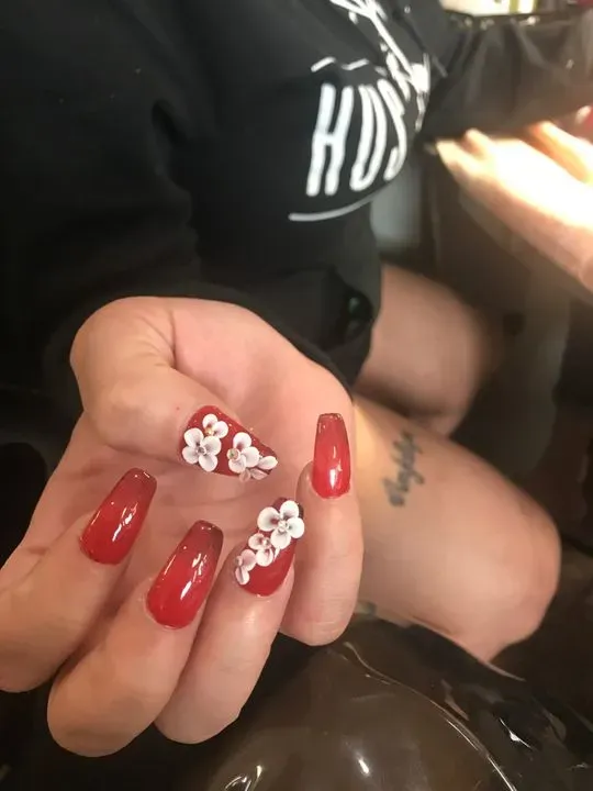 https://cdn.salonspotlight.com/photos/gSBcpeB6wS8NZv4dkPHG/9c83fa3f-7461-4828-badb-09b20b666fda_720x720