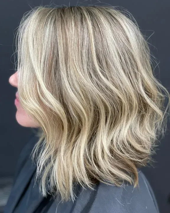 https://cdn.salonspotlight.com/photos/gYjG7J3MWyzp1BwunJfq/9b4d54df-a1a6-4af5-96db-e58022258fd6_720x720