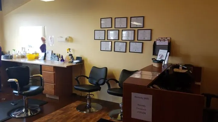 https://cdn.salonspotlight.com/photos/gaJgLdA0kAXVy39nmd9x/5ee4ebc2-34d4-4c3f-b387-f6fe926a8bec_720x720