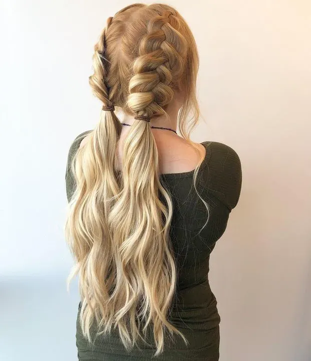 https://cdn.salonspotlight.com/photos/goczi7aibd0YQmUmVzX2/760333cc-92f1-4a09-b029-a297c76bc851_720x720
