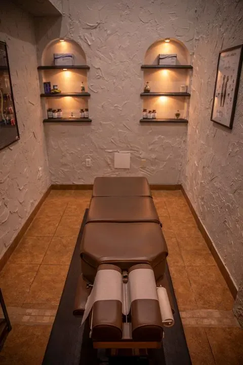 https://cdn.salonspotlight.com/photos/gueHqzclZIOL7g5qxxDm/7f719b0e-dab1-4cf9-97aa-629a26d4be1c_720x720