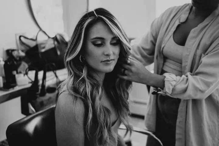 https://cdn.salonspotlight.com/photos/gwT439nangtmfjnj28t2/2b54a801-4830-42a5-8f1d-87c3285fe012_720x720
