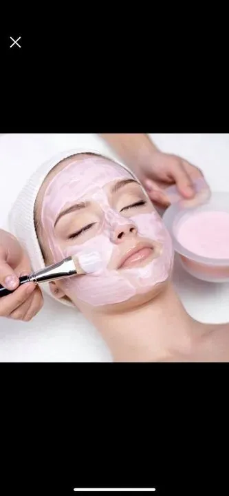https://cdn.salonspotlight.com/photos/gxQkDIjXs8BPvmm6K155/1ce1eba1-4c12-4cc5-b51a-2be9951a1e2c_720x720