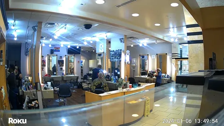 https://cdn.salonspotlight.com/photos/gzZ964F87kunCSt0PsjC/6ff2da69-50b6-43e5-b8e9-2b059f56e894_720x720