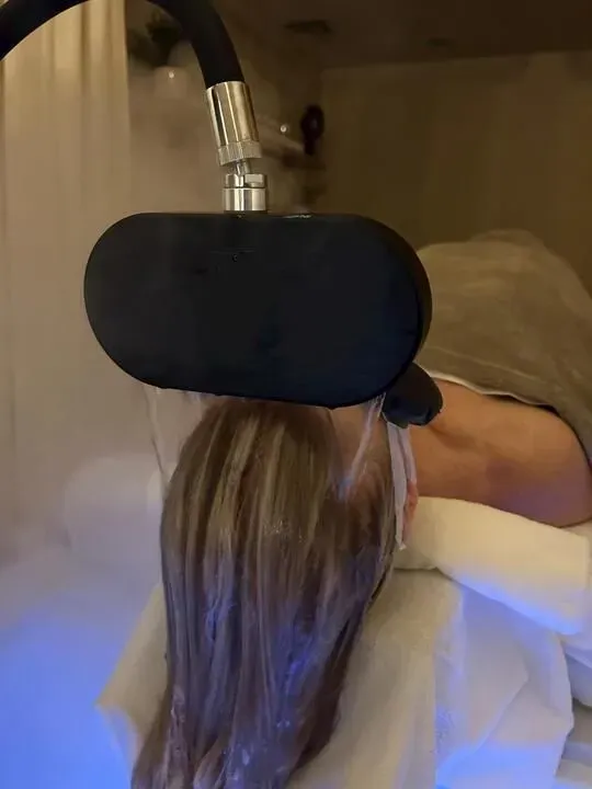 https://cdn.salonspotlight.com/photos/h0Hn3heRVsAIYj0O6dJT/dc3e18bd-45cb-46f0-99ff-9926dae7b821_720x720