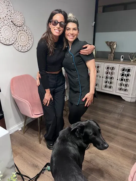 https://cdn.salonspotlight.com/photos/h321smP0JUDLwiGYZIj3/19cde1b3-5892-4755-9576-aa8004a80e08_720x720