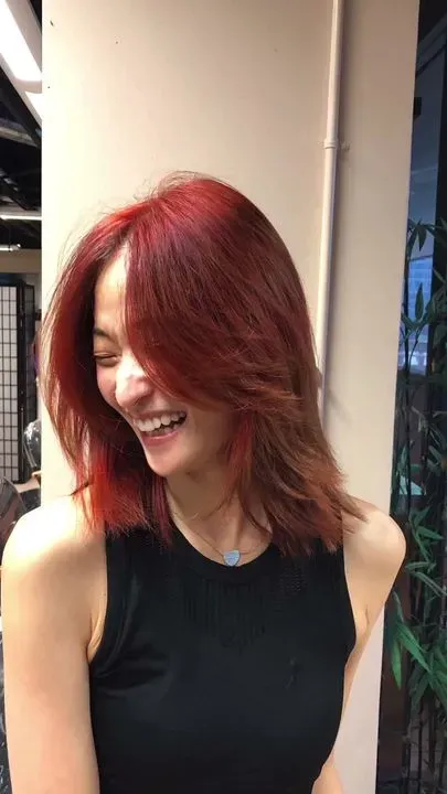 https://cdn.salonspotlight.com/photos/h5opIWXWGhYAaawX61o1/2d10054c-8768-4495-934f-59abe205343e_720x720