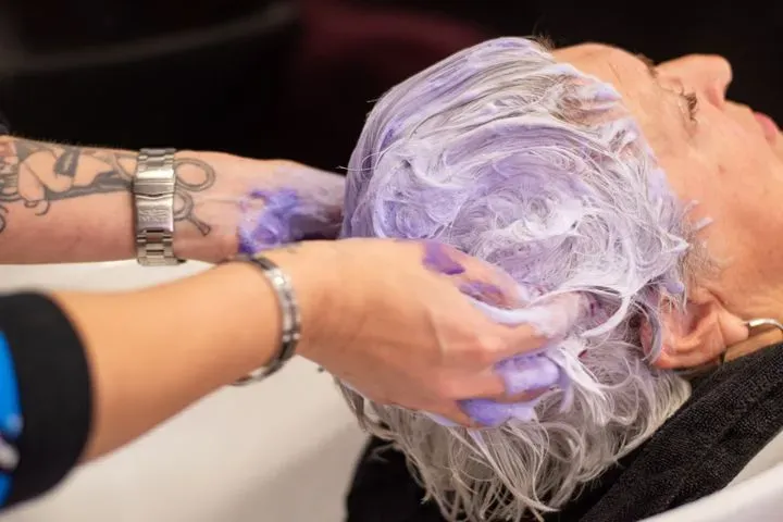 https://cdn.salonspotlight.com/photos/hAXbfJpRkZBmCCSdJst4/eff01b98-246a-4b4f-acb1-0c727f863c47_720x720
