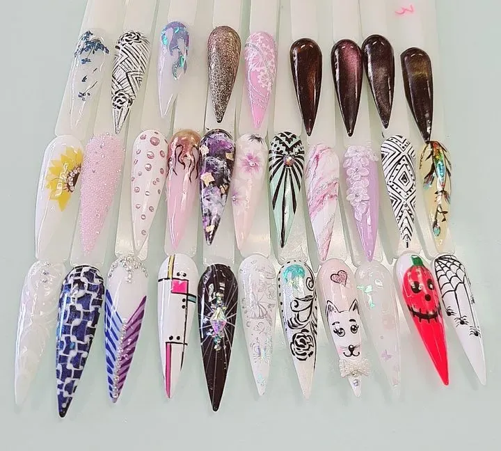 https://cdn.salonspotlight.com/photos/hDsFGrMMlWAzIJFzfquR/5613f3e1-ec8f-4c26-b460-4465c06c9419_720x720