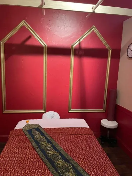 https://cdn.salonspotlight.com/photos/hHObF8MQFpRCHTjsd4DA/ecf843f0-12a3-4ba3-9a89-33e282868e9e_720x720