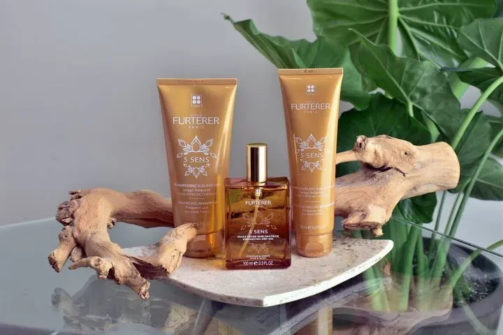 https://cdn.salonspotlight.com/photos/hNPHBzAdibCgHrB7yqFC/e03e4daa-2505-4979-954e-3ac6f422a16b_720x720