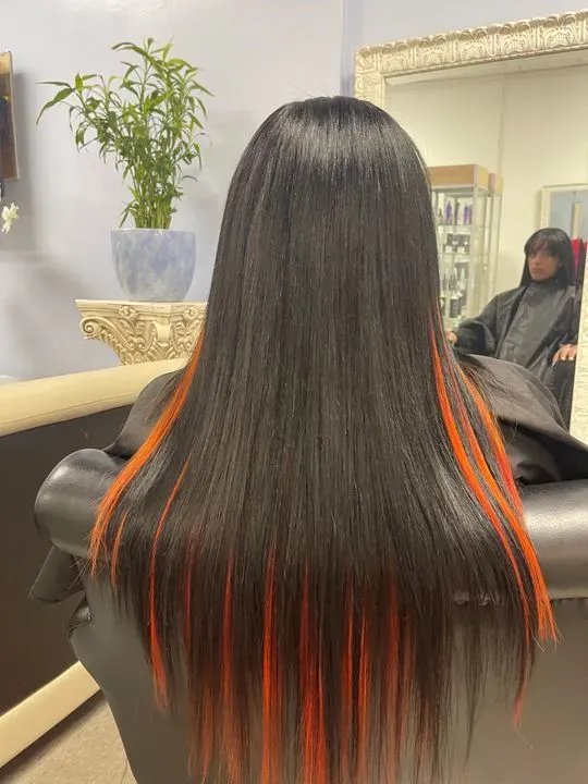 https://cdn.salonspotlight.com/photos/hSmnEMgTafqzgb5ror3H/f85925ea-e7b1-47c0-9aff-2ccb5fe6b319_720x720