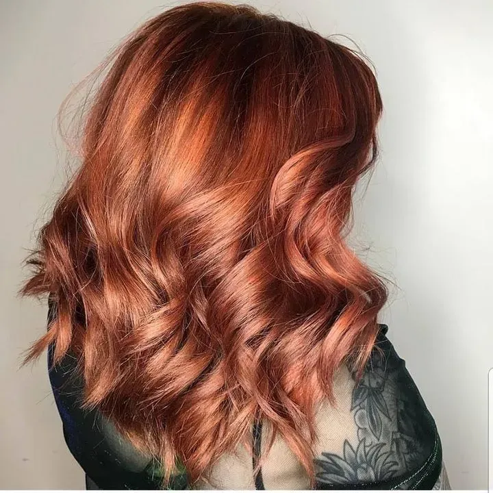 https://cdn.salonspotlight.com/photos/hXq7KPk6MHoKcuoGaoVQ/05bf329d-c779-43d5-aade-3cf78eb666c7_720x720