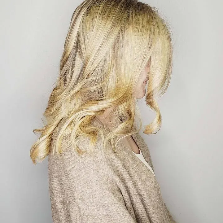 https://cdn.salonspotlight.com/photos/hXq7KPk6MHoKcuoGaoVQ/7f138d4e-24cc-4035-bdaa-b0319c503364_720x720