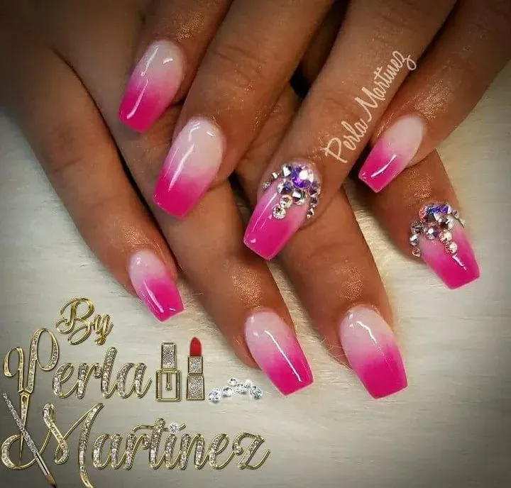 https://cdn.salonspotlight.com/photos/hZK1bMUHNsrhqZeyiXs4/5d7ff8d0-ce6f-4b0b-b212-7f8ad4d12211_720x720