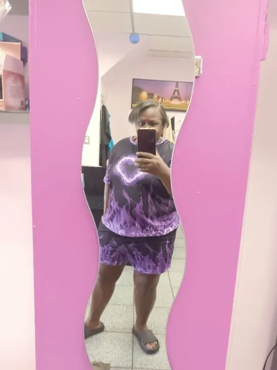 https://cdn.salonspotlight.com/photos/hc6QntmYyXa4rPNtISWk/8b2d157e-cef4-4863-bc89-51fc7491a922_720x720