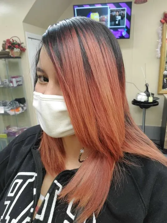 https://cdn.salonspotlight.com/photos/hc6QntmYyXa4rPNtISWk/94538673-1d55-49ee-97a0-fff4a1093add_720x720