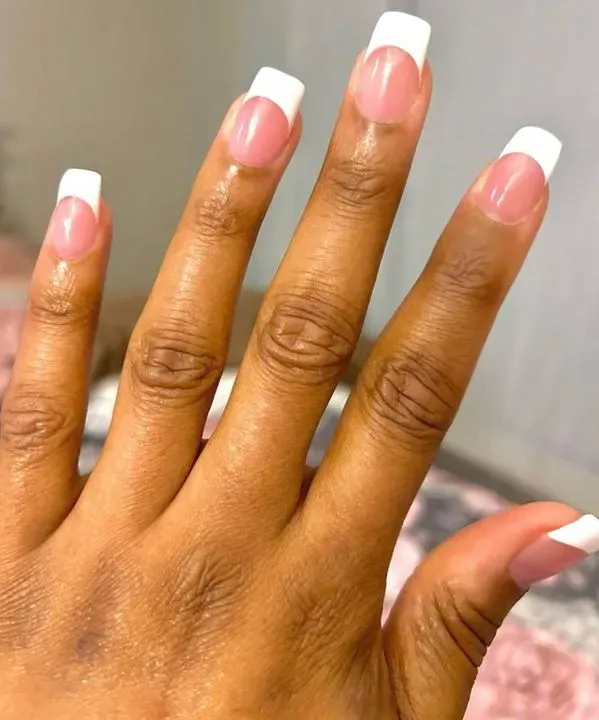 https://cdn.salonspotlight.com/photos/hdXtFaAkLI2594i2iLnL/192e4e7e-3e86-4795-9962-0f6877e8c2b5_720x720