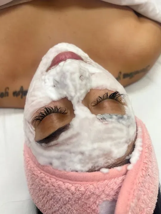 https://cdn.salonspotlight.com/photos/hgcxvzYll4cFZ3oEAgqu/df3ef712-d1f8-4079-83a8-0066868eeec1_720x720