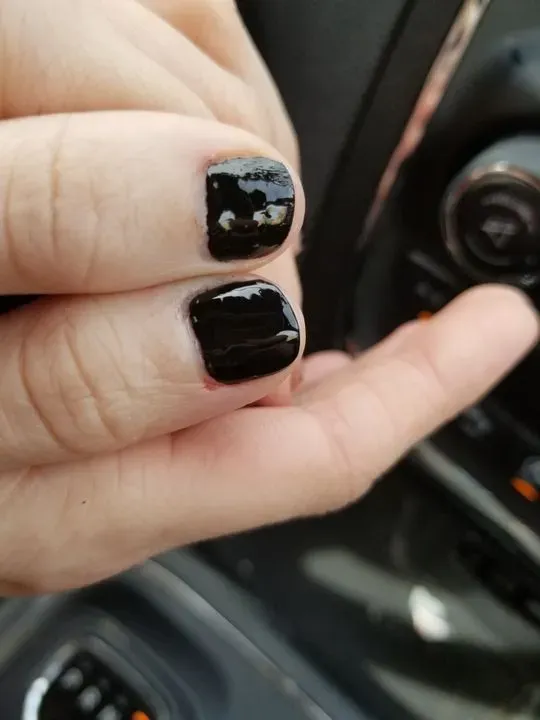 https://cdn.salonspotlight.com/photos/hoVDlz4RUNFNuQeSuckf/0632569a-febf-4c37-be2f-ca1554448917_720x720