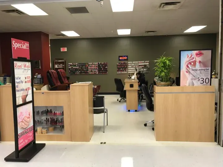 https://cdn.salonspotlight.com/photos/hoah98uVI3R6WpTmHPUy/772a0da6-9264-4f3d-ab82-b8b87fdab652_720x720