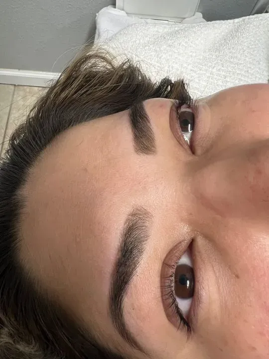 https://cdn.salonspotlight.com/photos/hrF1l00we72SV2hfyqOR/ed275d9e-064f-453c-90c0-fc81d078164f_720x720