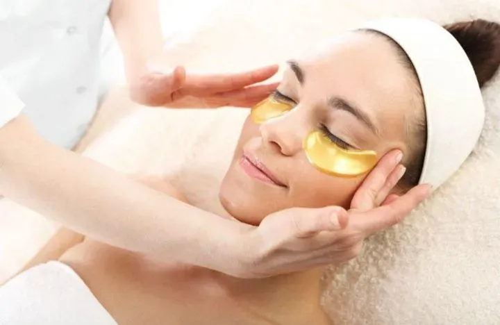 https://cdn.salonspotlight.com/photos/i1uSwobIPoEtL69vRZXc/ba6d7ae6-b6cb-4bde-b4fc-0924073b63cf_720x720