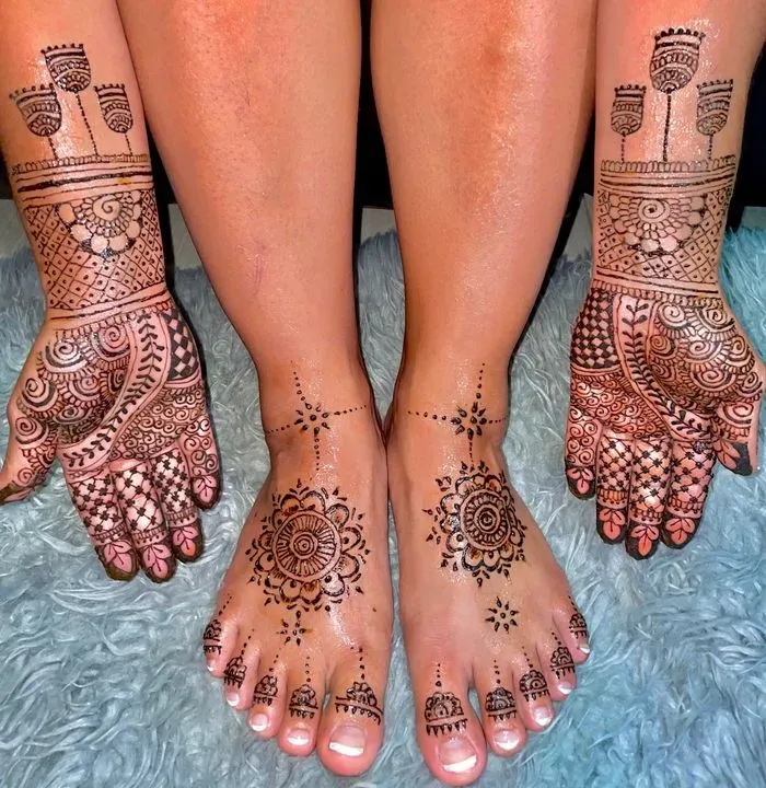 https://cdn.salonspotlight.com/photos/i3dAF1ks61VnJTHmsQ9s/c23f5147-5832-4b81-ad20-3d22654fa204_720x720
