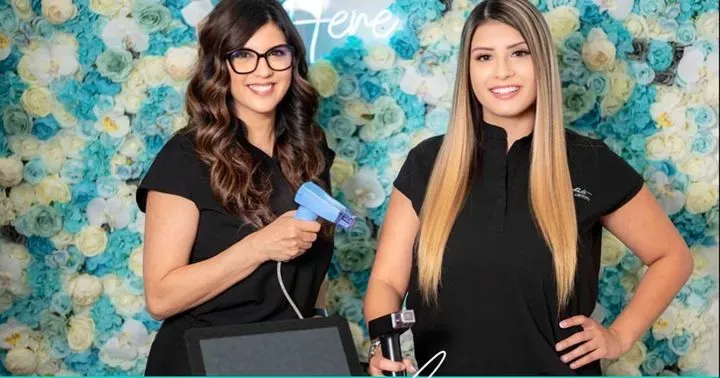 https://cdn.salonspotlight.com/photos/iABHYKueIFTXL97pB0w8/31c28696-fa1d-4b21-a486-1b0c05ae1f70_720x720