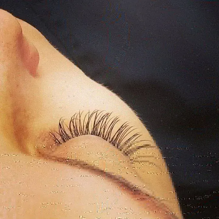 https://cdn.salonspotlight.com/photos/iGfpvqy8AMENcyZYYfTB/b565a3d3-8e18-493e-b9c0-3fb773780469_720x720