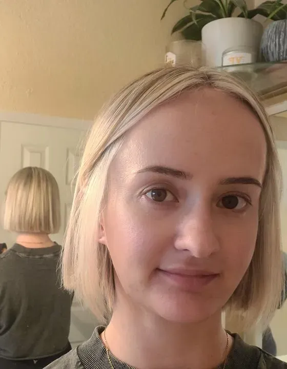 https://cdn.salonspotlight.com/photos/iH5Jb7gWcwMLrwF8qbOT/3cf0cfb7-1fac-47d4-91de-051c0e511588_720x720